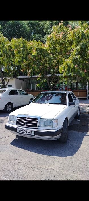 Mercedes Benz W124 Sotiladi