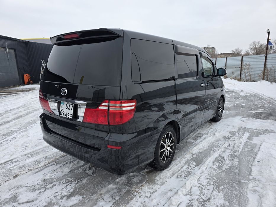 Продается тоета Альфард левый руль.