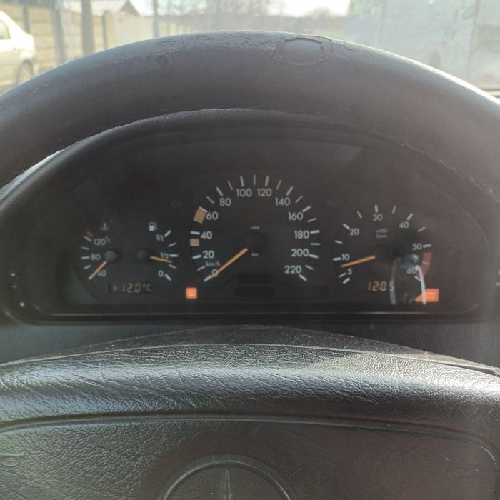 Dezmembrari  Mercedes-Benz C-CLASS (W202)  1993  > 2001 C 220 D Motor