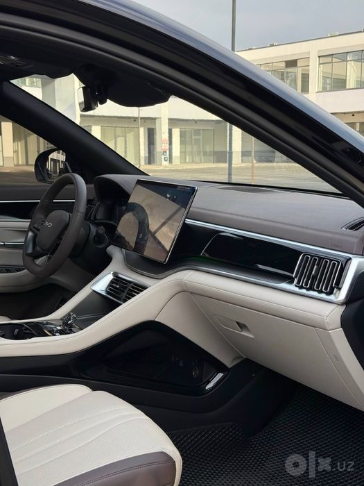 BYD chempyon SMART 605 km