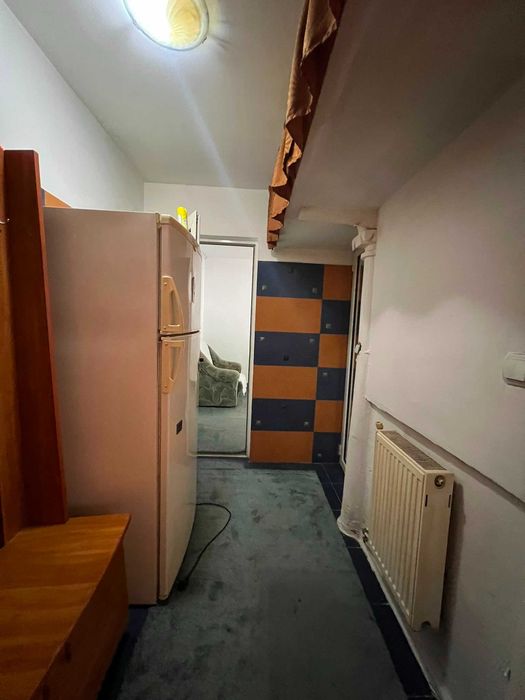 Inchiriez apartament 2 camere