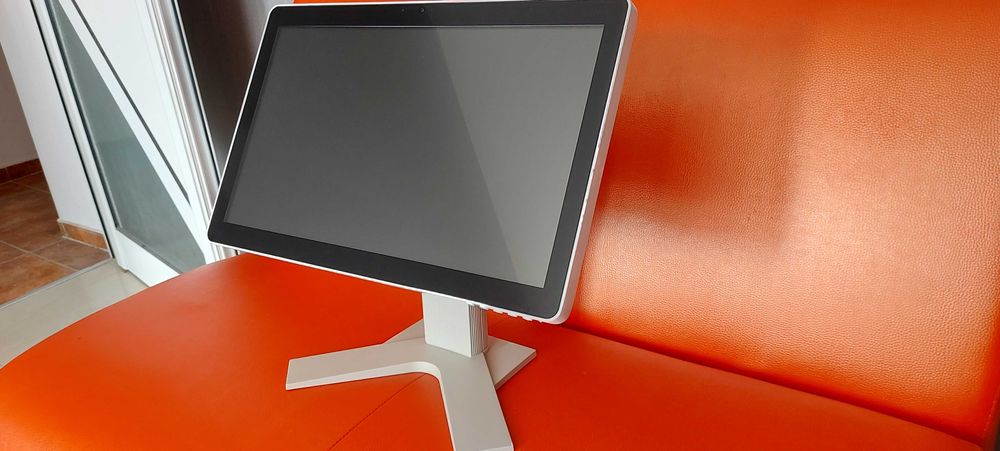 Тъч монитор Wincor Nixdorf (18.5 инча)