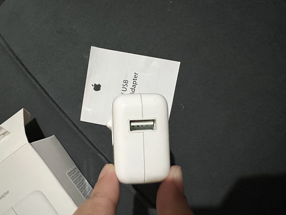 Зарядка Apple USB