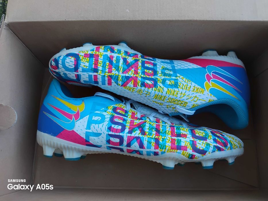 Nike Phantom. 38.5 номер. Оригинални.  Чисто нови.