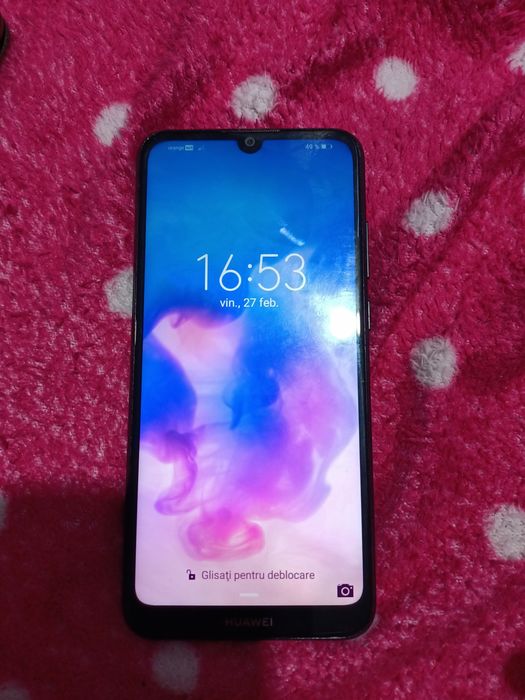Vând telefon Huawei y6 2019 nou