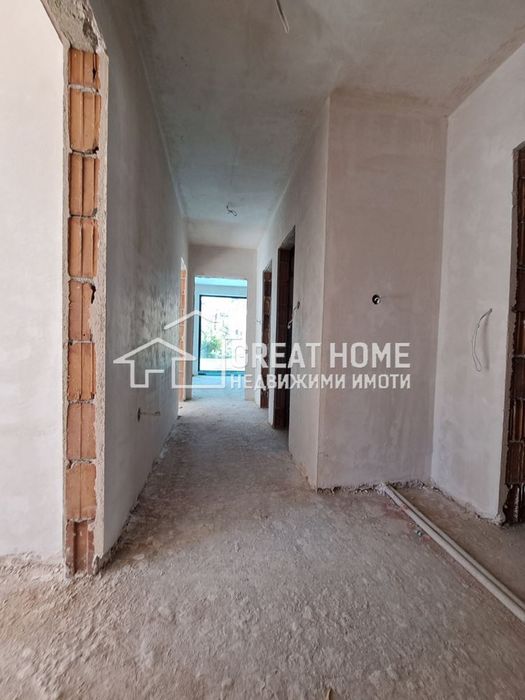 Център ! Тристаен ! Втори Етаж !