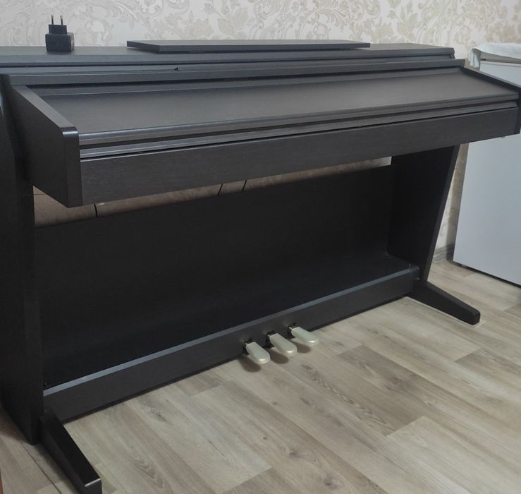 Продам электронное пианино