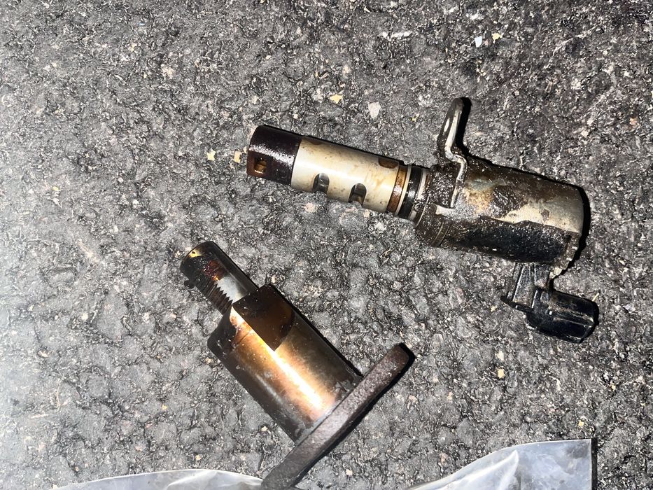 Продам запчасти на камри 30