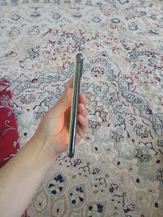 Iphone xs с коробкой