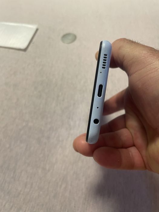 Vând Samsung Galaxy A13 in stare bună de functionare