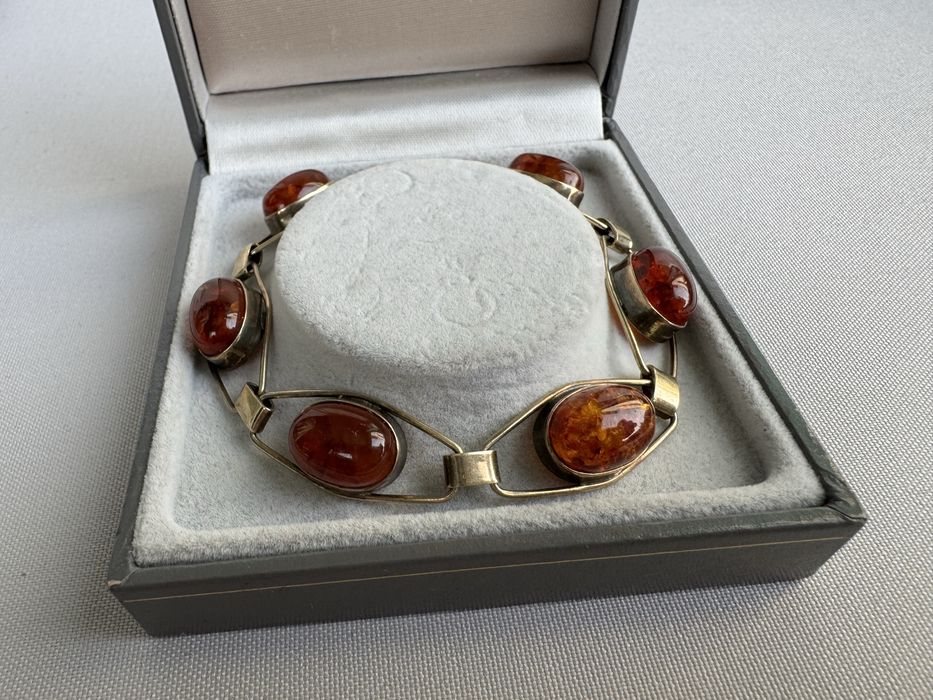 Bratara din argint si chihlimbar