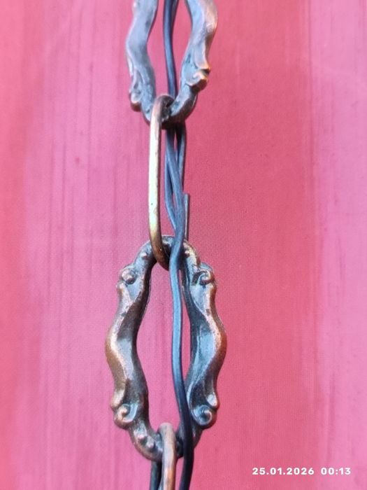 Продам люстру. Звенья металл