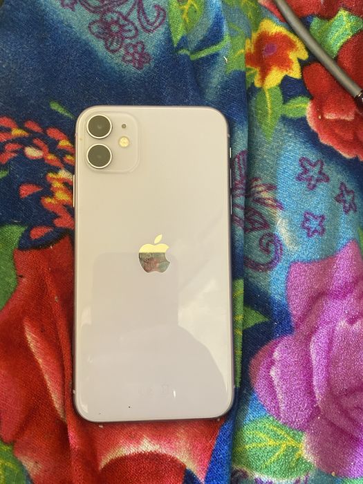 Айфон 11 64гб емк 98