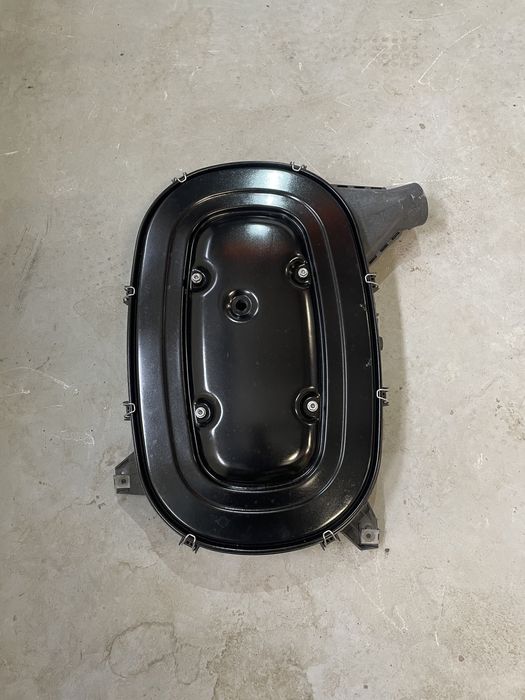 Carcasa filtru aer Mercedes w201 w124 180E 200E 230