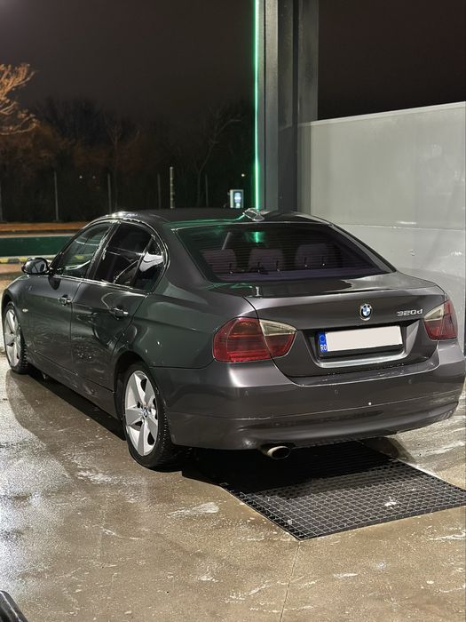 Bmw E90 320D Automat