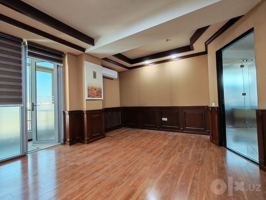 Сдаётся офис 150 м2, 4 кабинета - Госпитальный рынок