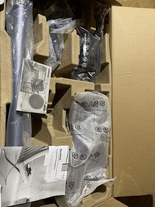 Пылесос Samsung ручной вертикальный