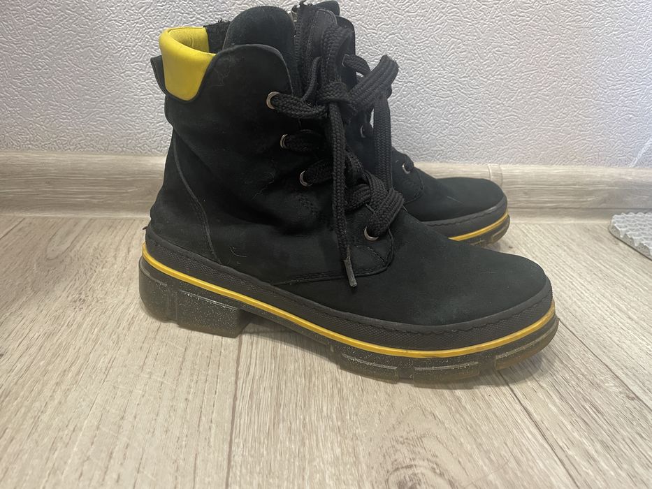 Ботинки размер 37