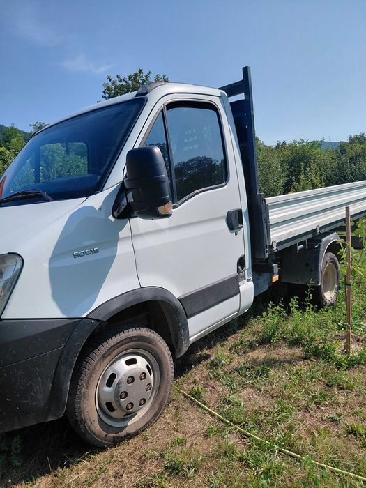 Autoutilitara IVECO
