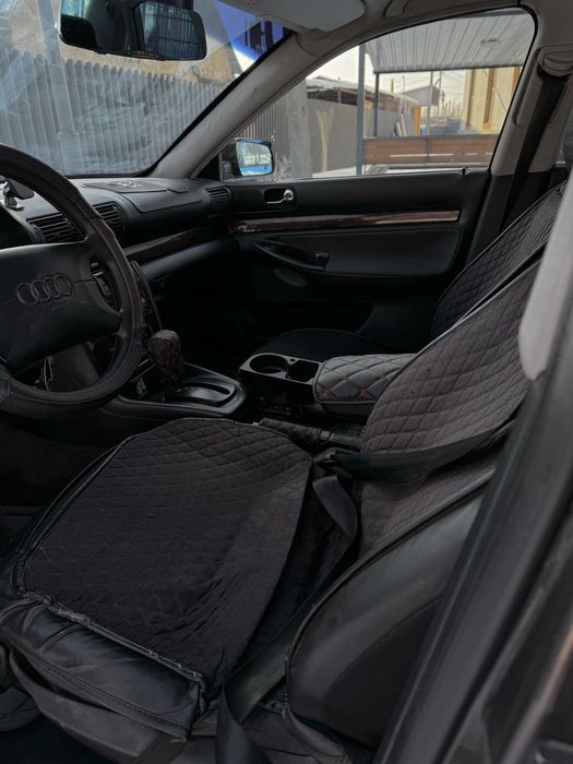 Автомобиль Ауди А4 97 год