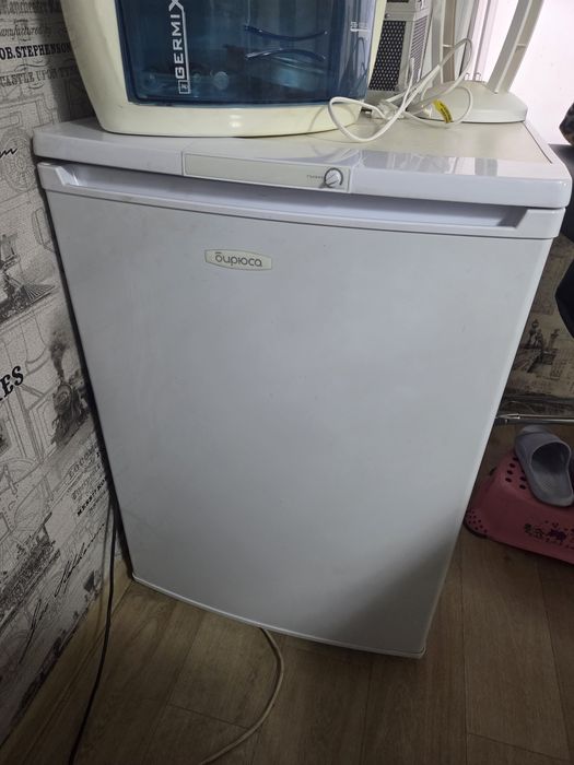 Продам холодильник бирюса