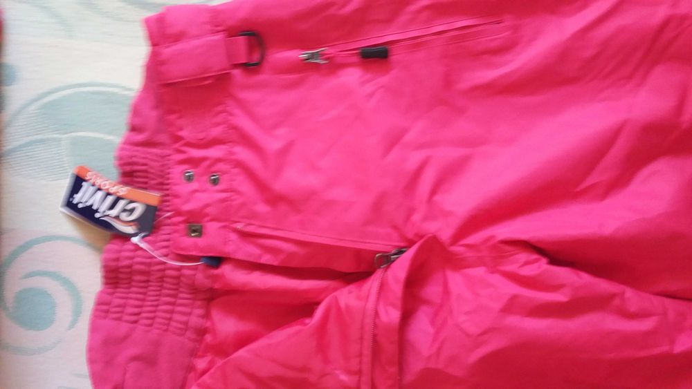 Pantaloni de ski dama marimea S culoare ciclam cu negru mar.36-38