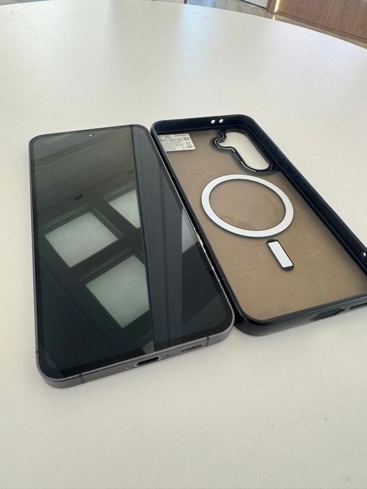 Samsung galaxy S24 FE 8/256