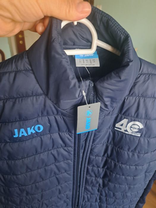 Vesta pt femei Jako marime M noua cu eticheta