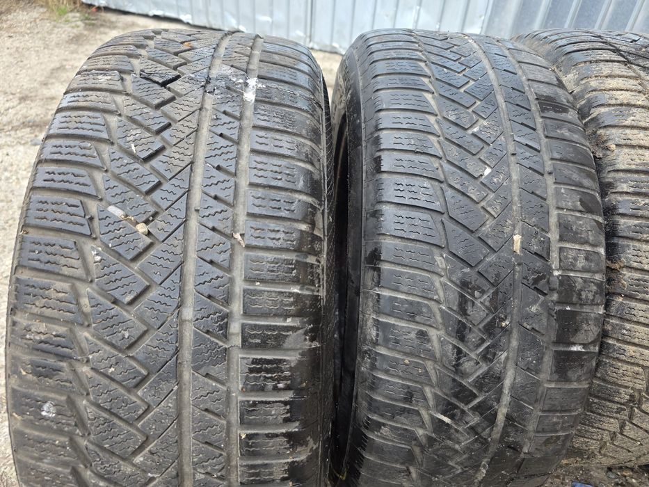 Cauciucuri iarna 235/55/17 Ford