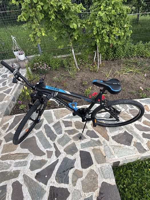 Bicicletă MTB B’Twin Rockrider – stare bună