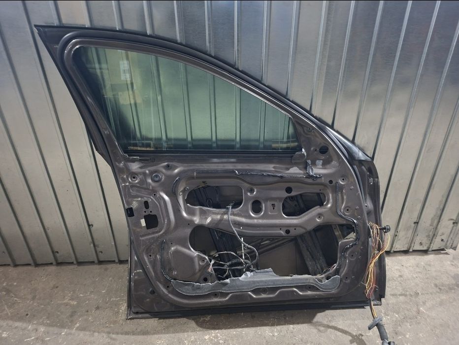 Ușă stânga față BMW seria 5 F10