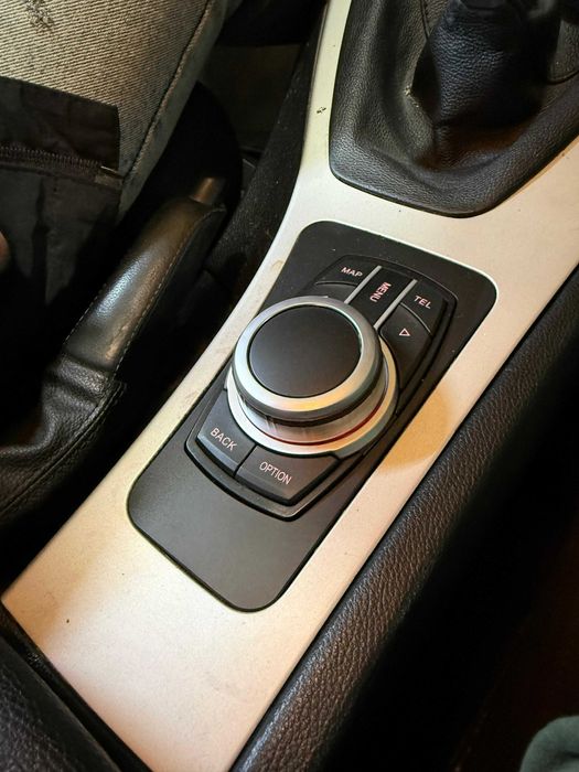 Navigatie Android BMW E90 Seria 3 Carplay Android Auto