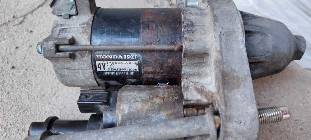 Стартер за honda civic 2006-2011
HONDA CIVIC 1.8 бензин- 2006-2011, МК