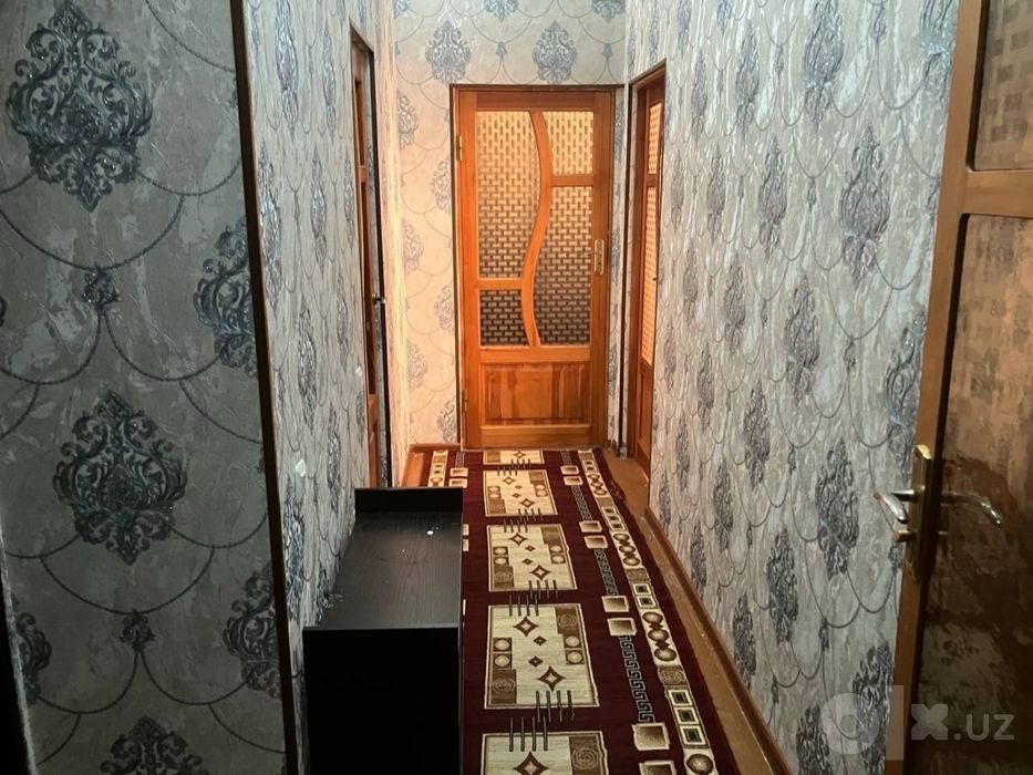 5 каватли домнинг 1 каватида 2 хонали квартира ижарага берилади