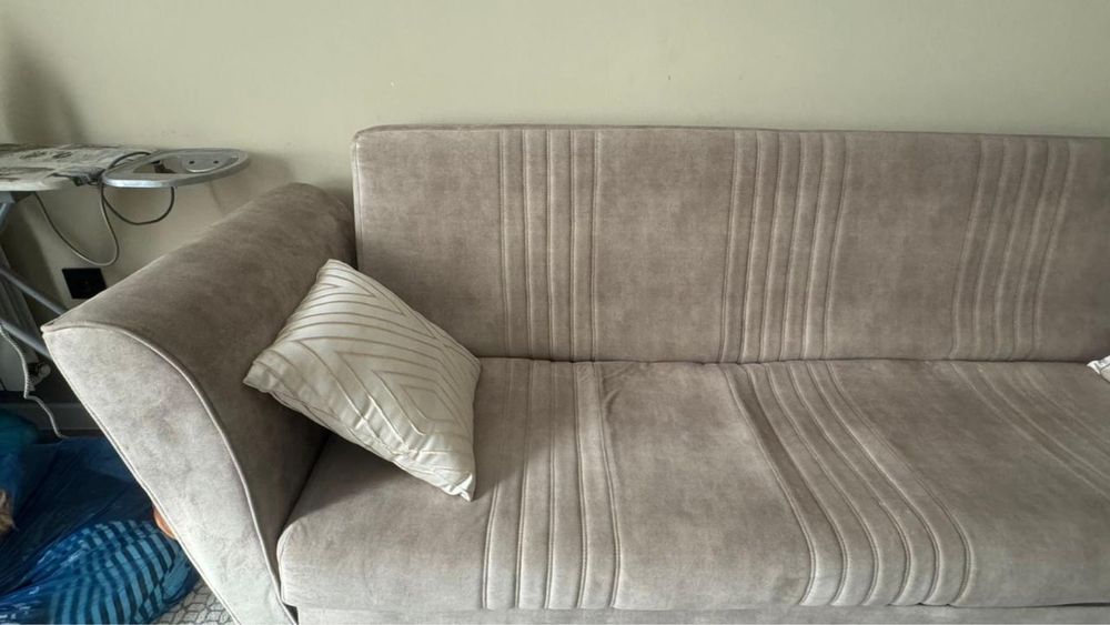 Диван для гостиной