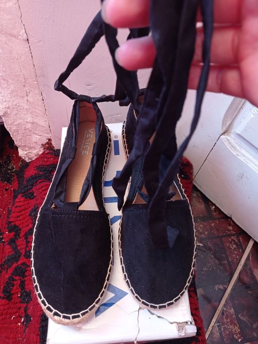 Încălțăminte mărimi mari 39-40