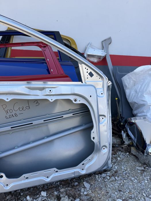 Предна лява врата Kia Pro Ceed 3