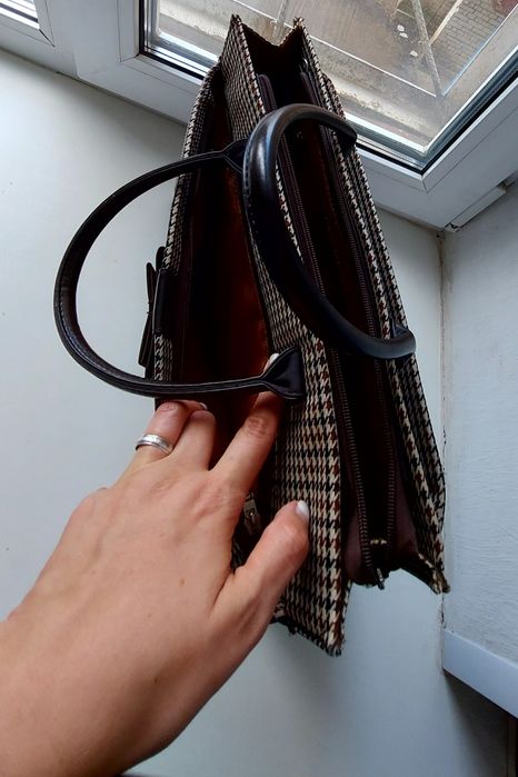 Продам сумку (классика)