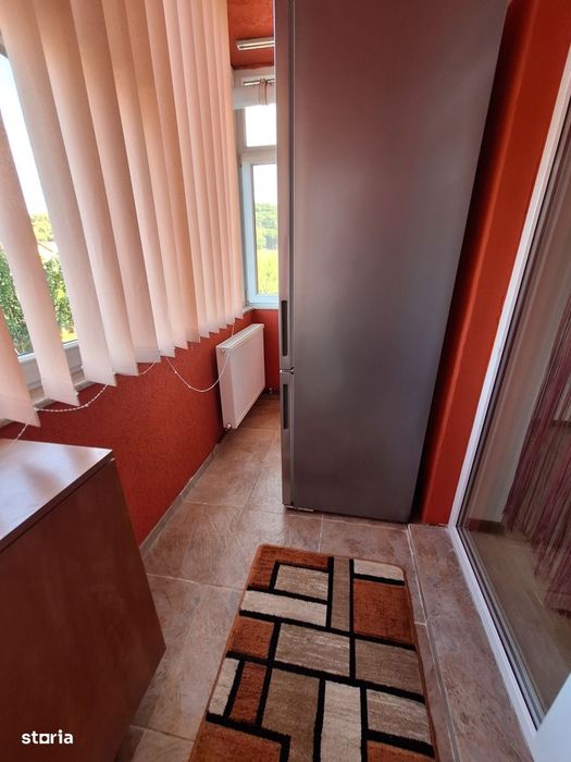 Apartament cu 2 camere, 36,5 mp, balcon, zona Parcului Poligon
