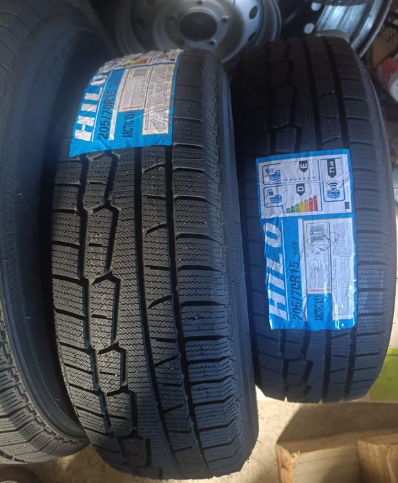 Продаётся резина 205/70 R15