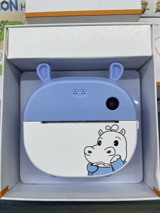 Фотоаппарат с мгновенной печатью