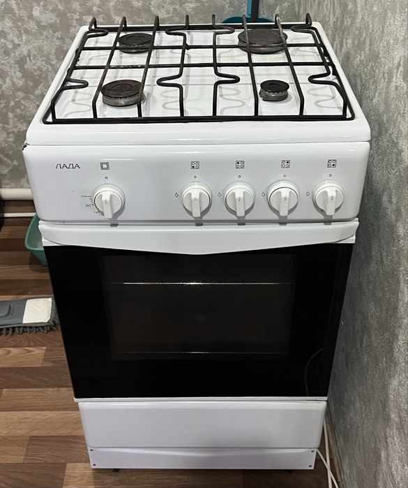 Продам газ плиту