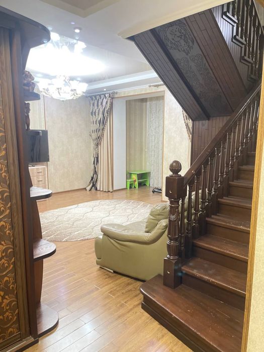 Срочно Цум 110 школа габус 120кв.м Сдается в Аренду квартира