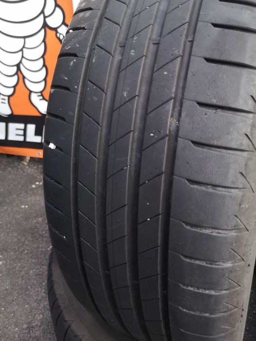 2бр 225/50/18 BRIDGESTONE 6мм грайфер дот:20г ***
