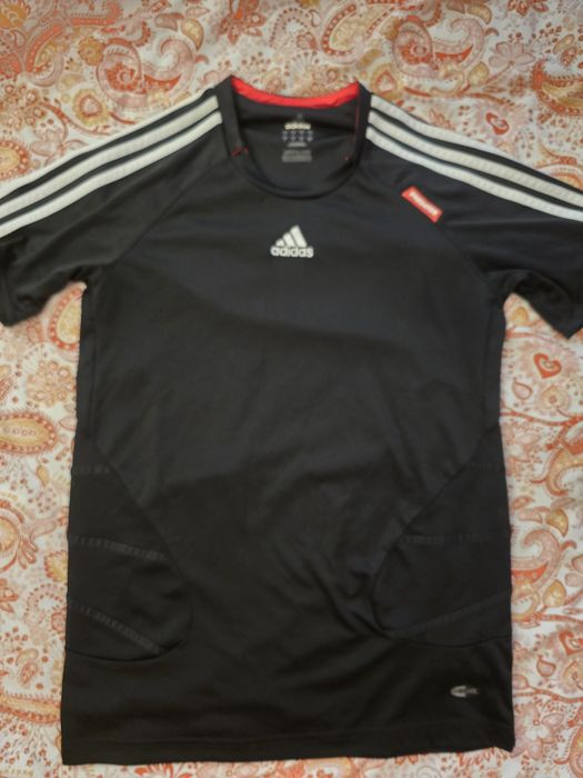 8 Tricouri fotbal fitness S autentice 150lei