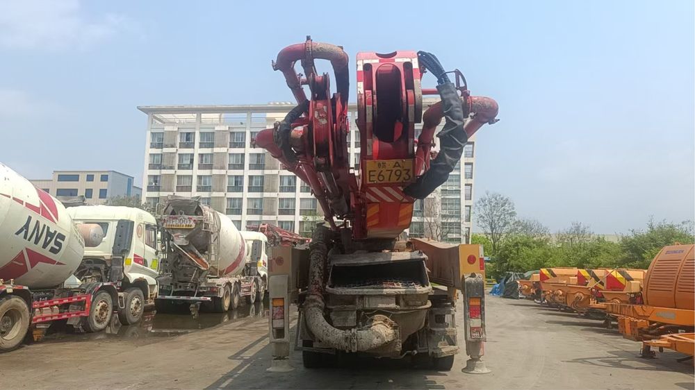 Бетононасосный автомобиль，Бетононасос，Sany beton nasos avtomobili