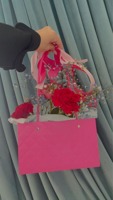 Продам цветы 5 шт свежые 3.000