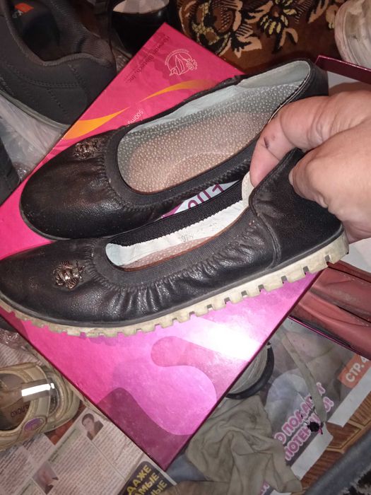 Балетка для девочки подойдёт для третьего класса, возраст 7-8 лет.