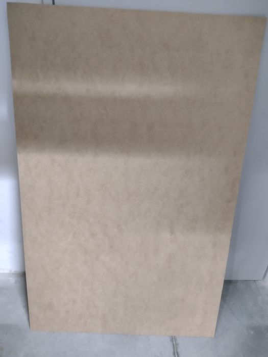 Продавам дървени плоскости