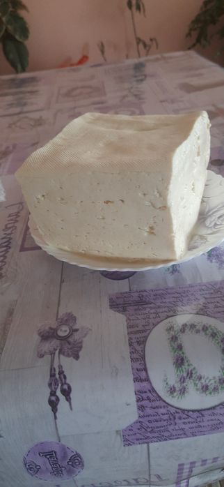 Branza de vanzare..